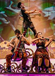 Σκέψεις γύρω από τους String Demons στην παράσταση Σιρανό ντε Μπερζεράκ (Του Νότη Μαυρουδή)